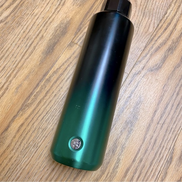 🔴 Starbucks Christmas Ombre Water Bottle - Picture 1 of 5